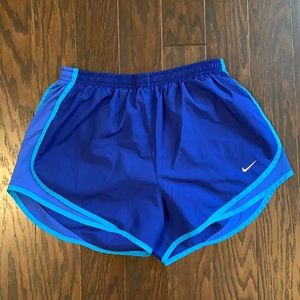 Nike dry fit running shorts. Size M